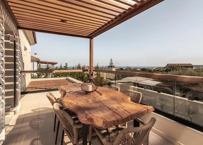 Oresteia Executive Villa, A Flamboyant Retreat, By Thinkvilla Villa Tragaki